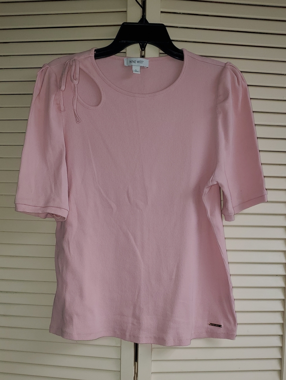 Nine West Soft Pink Short Sleeve Top with Shoulder Tie